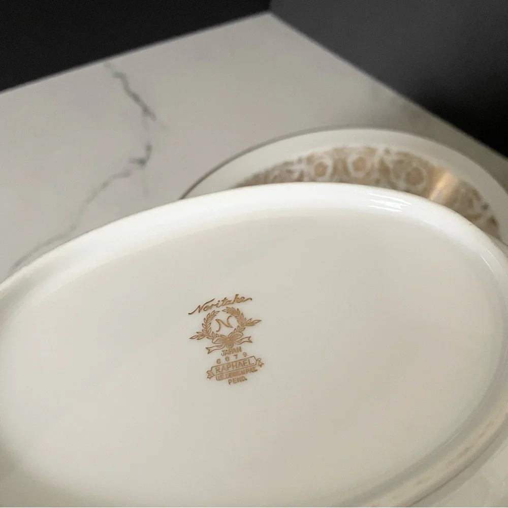 SET of 2 Serving Bowls - Raphael by Noritake